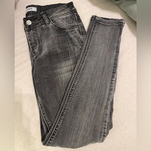 KENSIE Mid-Rise Jeans Grey
